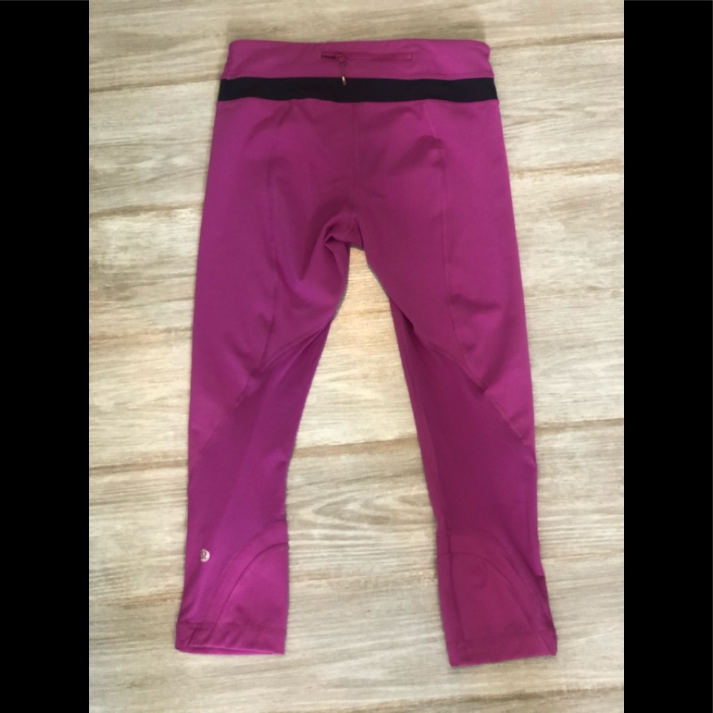 Lululemon crop legging. Sz 4